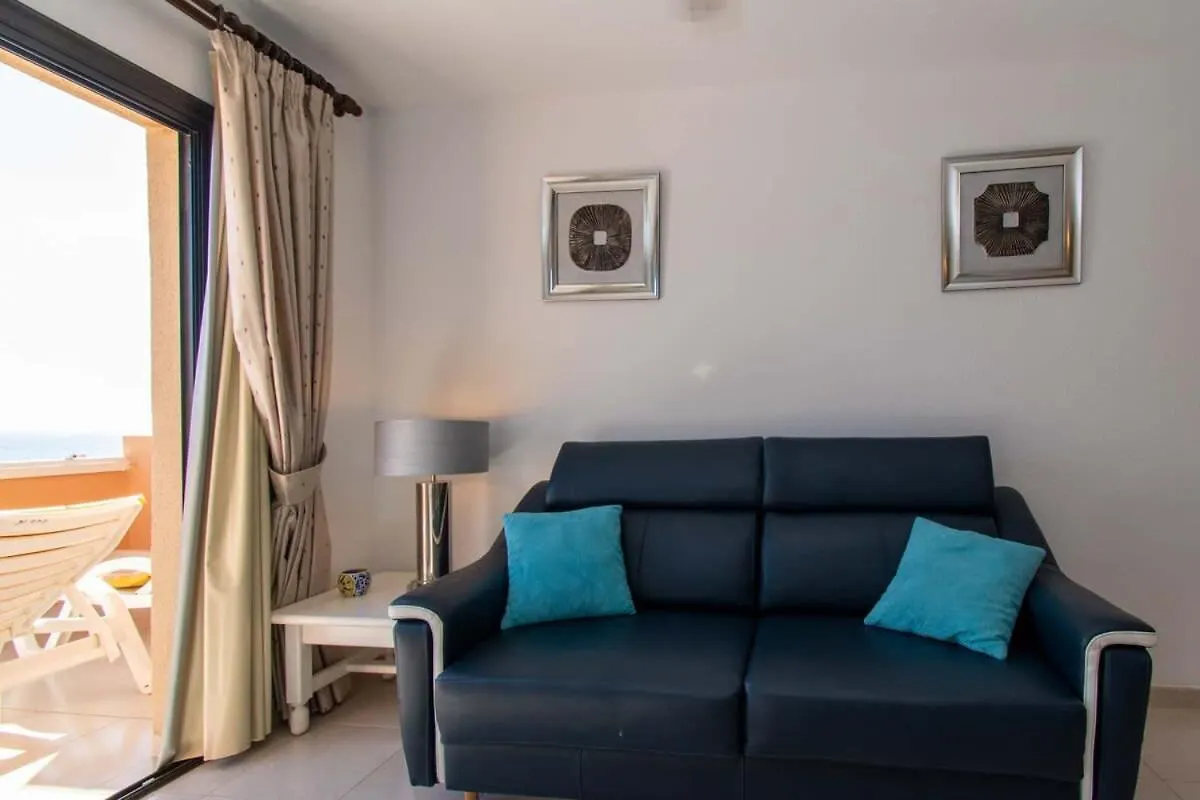 Tenerife Royal Gardens 19 - One Bed Front Line With Amazing Sea Views Playa de las Americas  0*, Playa de las Americas (Tenerife)