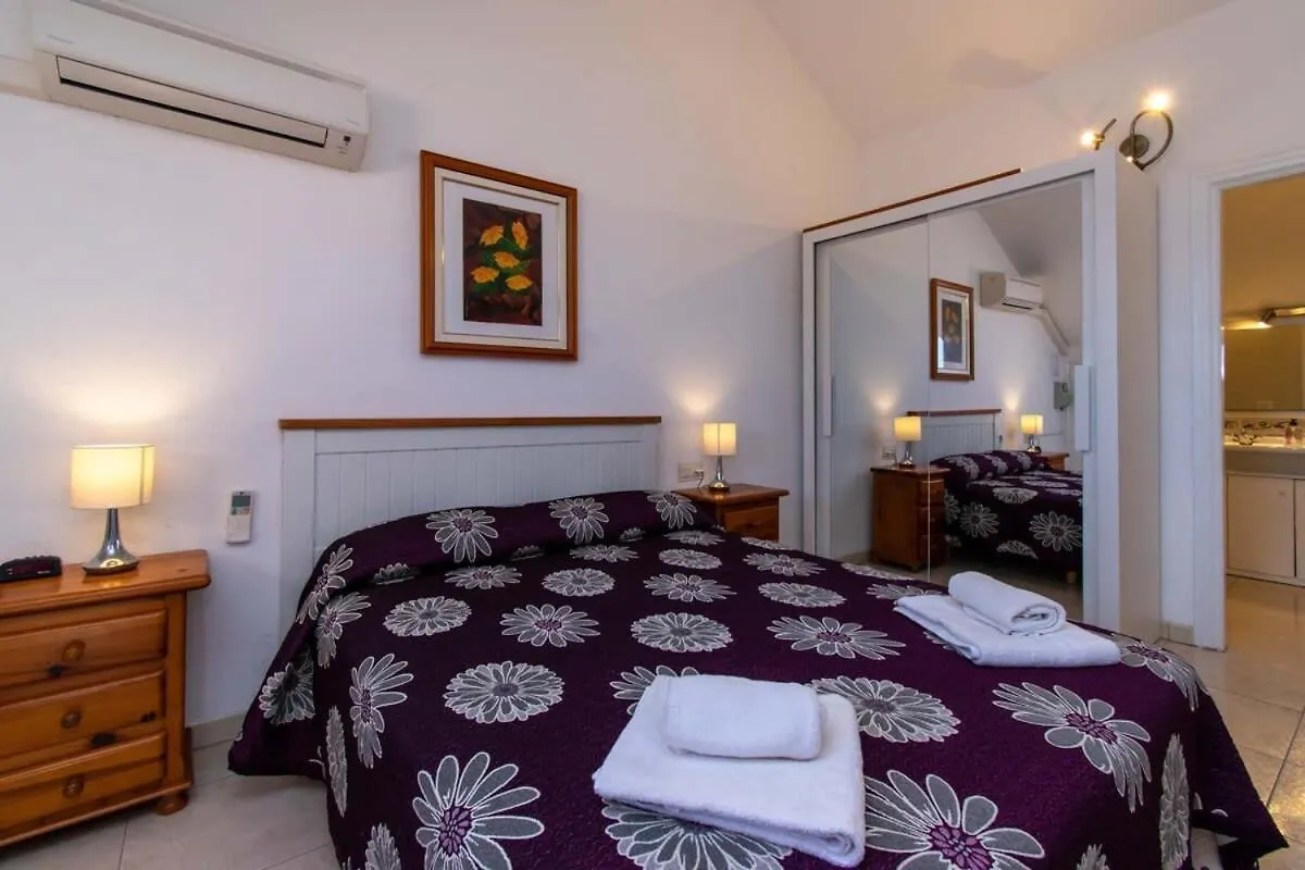 Tenerife Royal Gardens 19 - One Bed Front Line With Amazing Sea Views Playa de las Americas  Apartment Playa de las Americas (Tenerife)